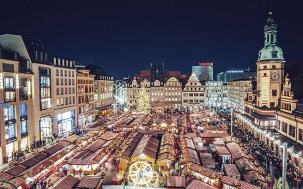 Der klassische Weihnachtsmarkt auf dem Leipziger Marktplatz ist die zentrale Anlaufstelle für alle vorweihnachtlichen Freuden.